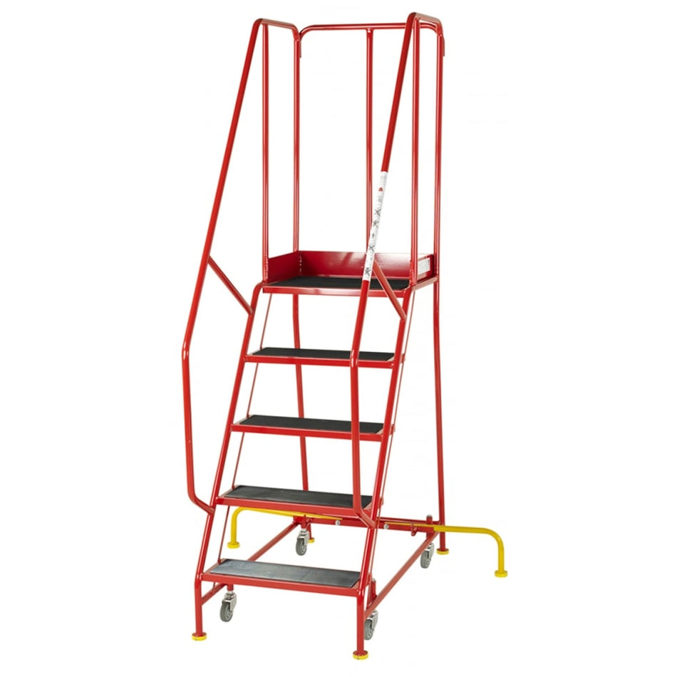 BS Premier Commercial 5 Steps with Retracting Castor to BS EN 131-7